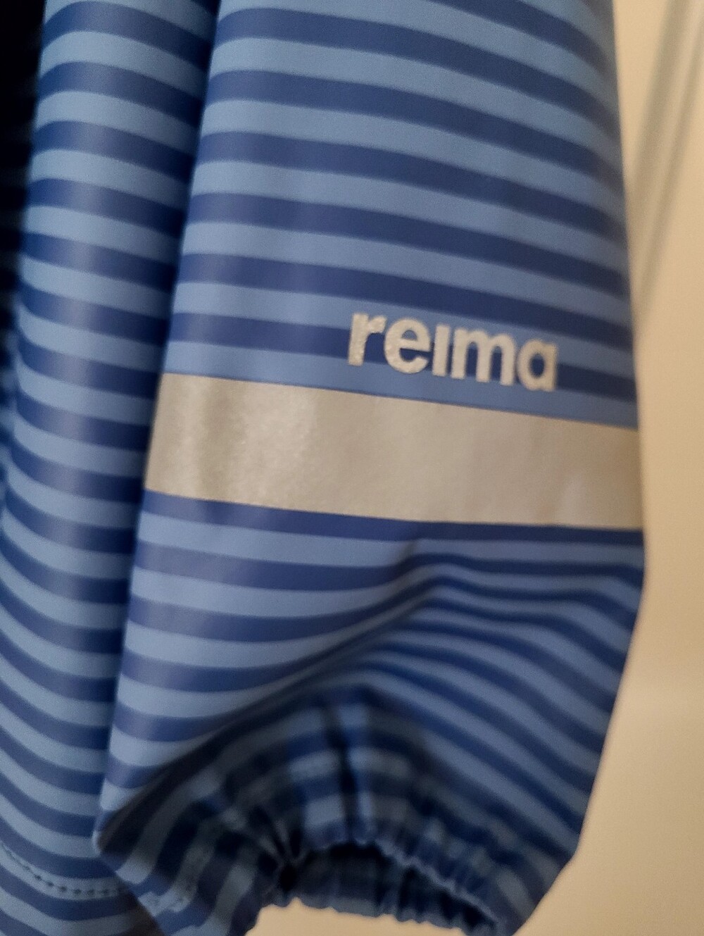 Reima Rain Jacket💙🌧 - Picture 7 of 9
